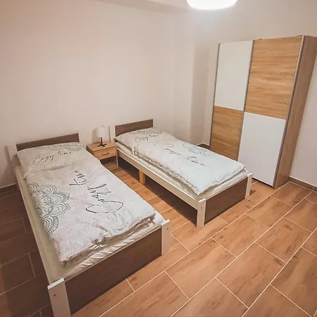 City Centre Apartments Ceske Budejovice Exterior photo